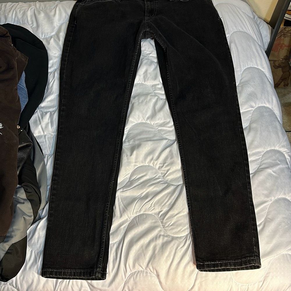 Levi’s 524 Dark Wash Size 13 M. Inseam 30 inches